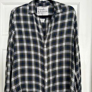 Frank & Eileen Button Down top